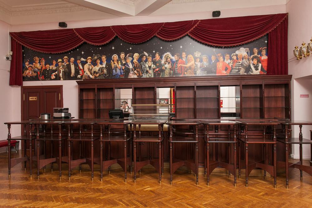 Стеклянная мебель на заказ