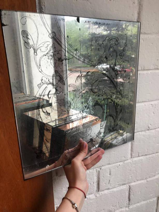 Эгломизе на стекле (Поталь)