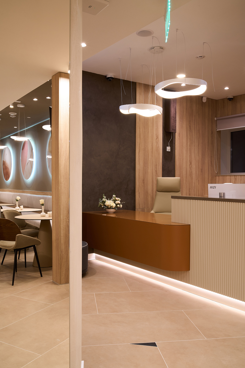 Клиника УГМК, дизайнер Стефанович