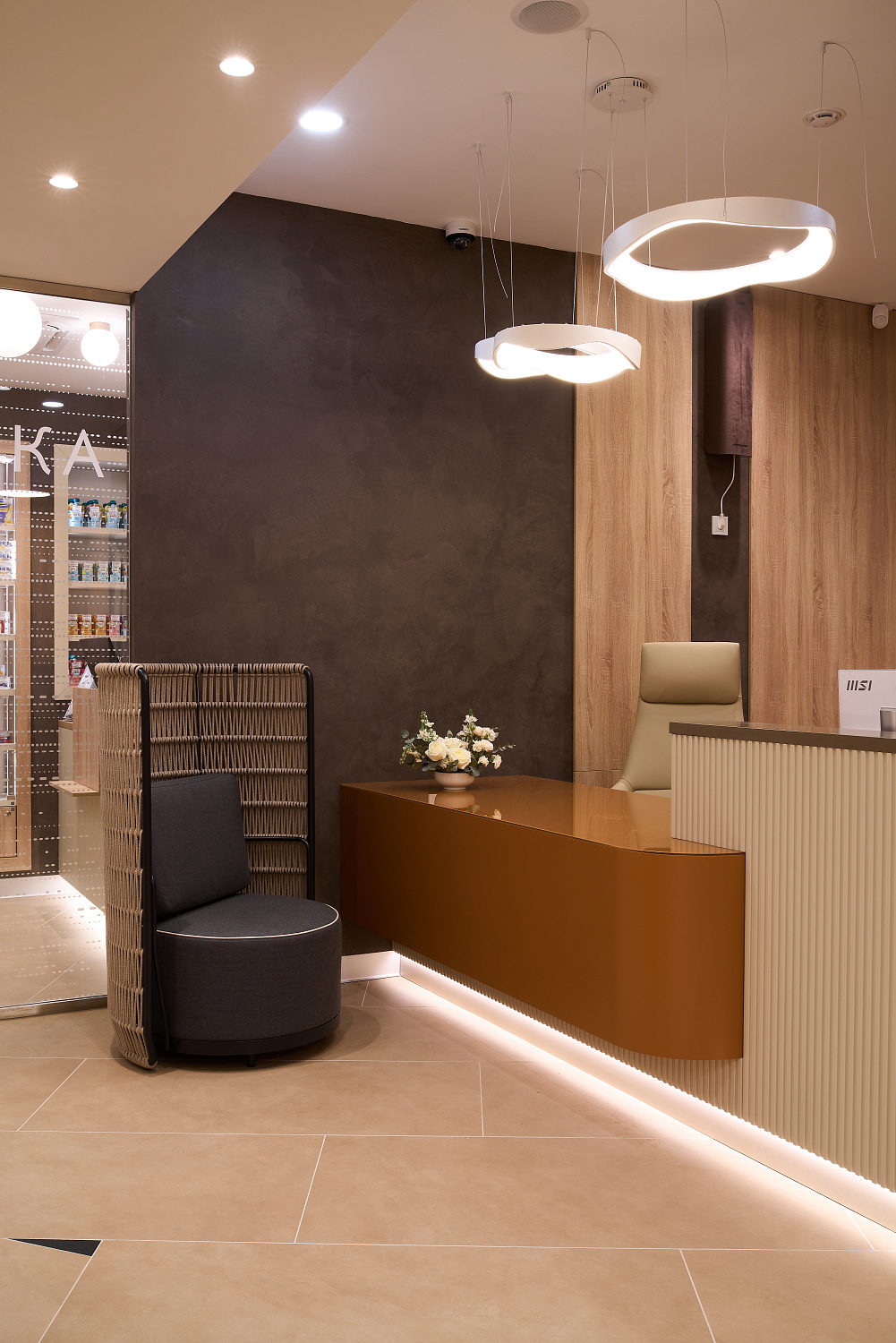 Клиника УГМК, дизайнер Стефанович